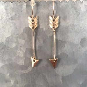 Dainty Earring Boho Arrow Dangle in Gold Color